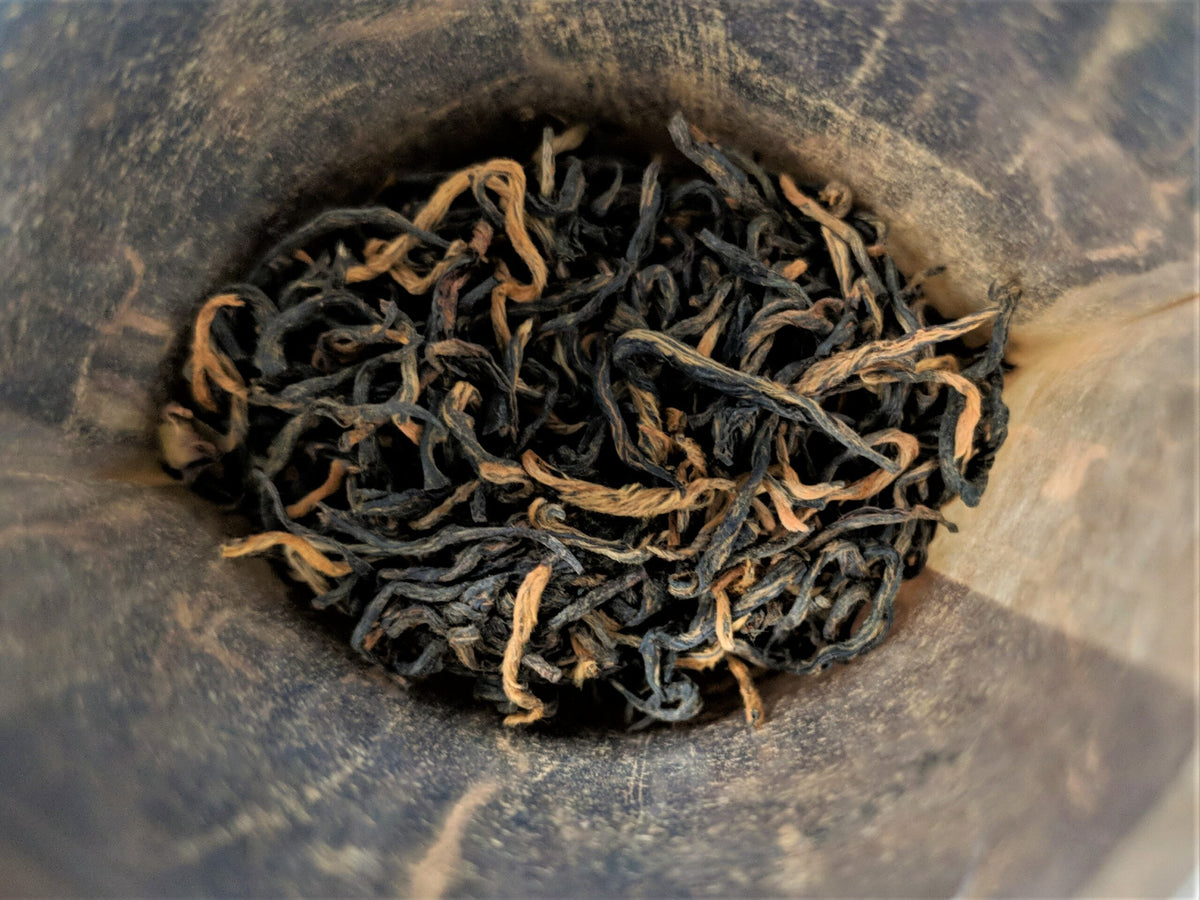 Golden Monkey Black